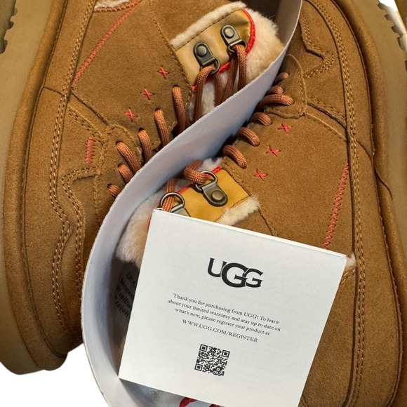 UGG Women Highland Hi Heritage Sneakers Chestnut Fiery Red Size 7 Boots - Picture 7 of 10